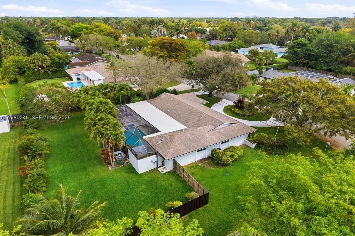 17204 SW 79th Ct, Palmetto Bay FL 33157