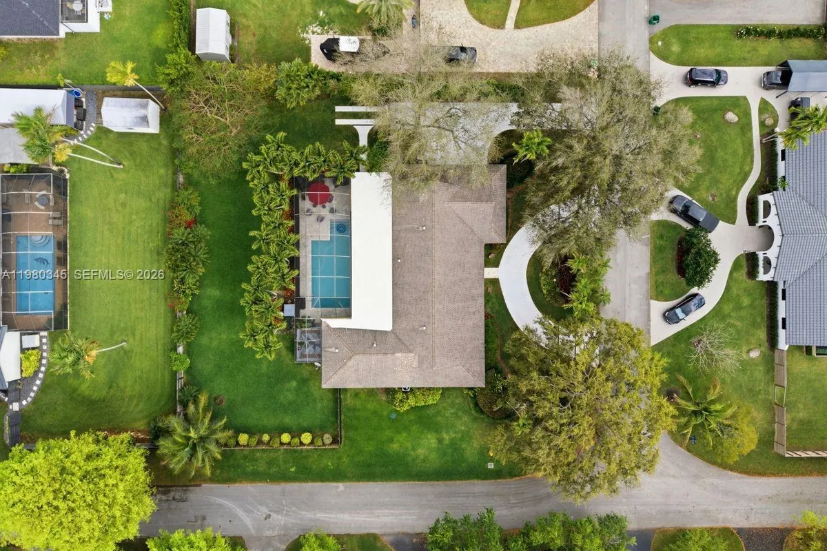 17204 SW 79th Ct, Palmetto Bay FL 33157