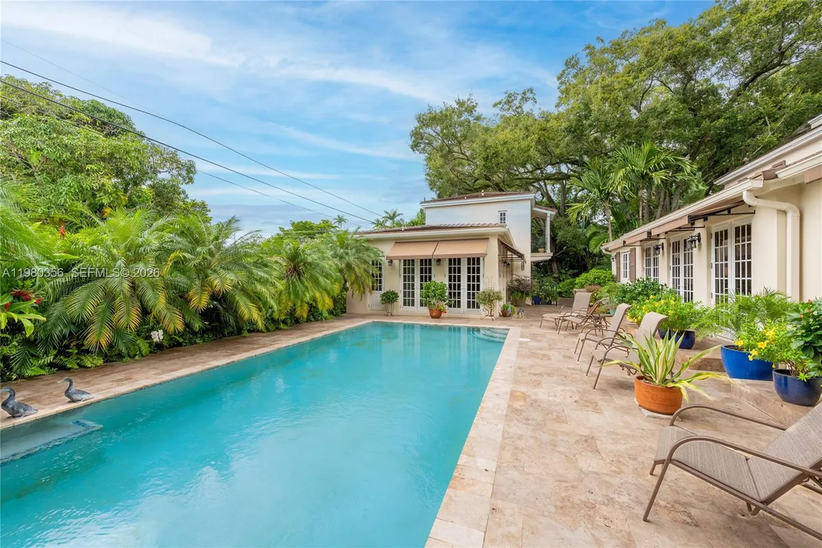 1036 S Greenway Dr, Coral Gables FL 33134