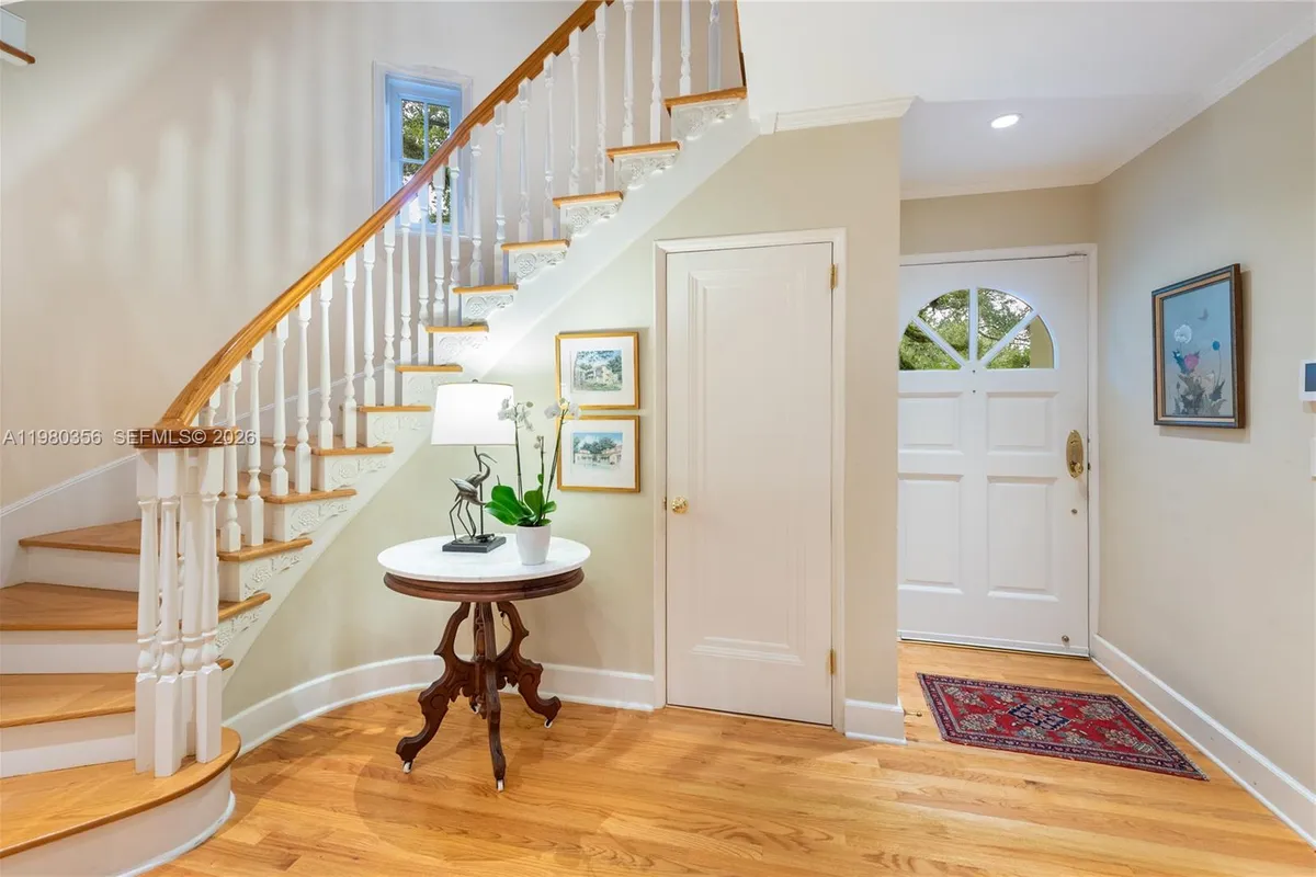 1036 S Greenway Dr, Coral Gables FL 33134