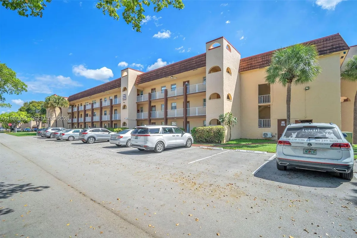 2720 N Pine Island Rd # 306, Sunrise FL 33322