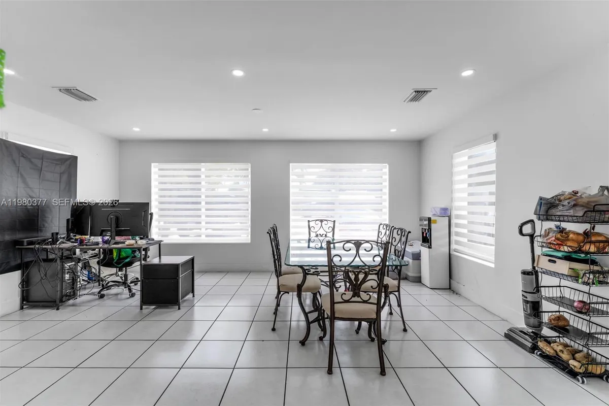 1262 Marlin Dr, Marathon FL 33050