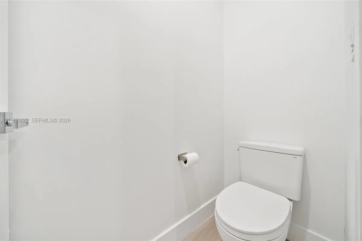 4648 NW 83rd Ave, Doral FL 33166