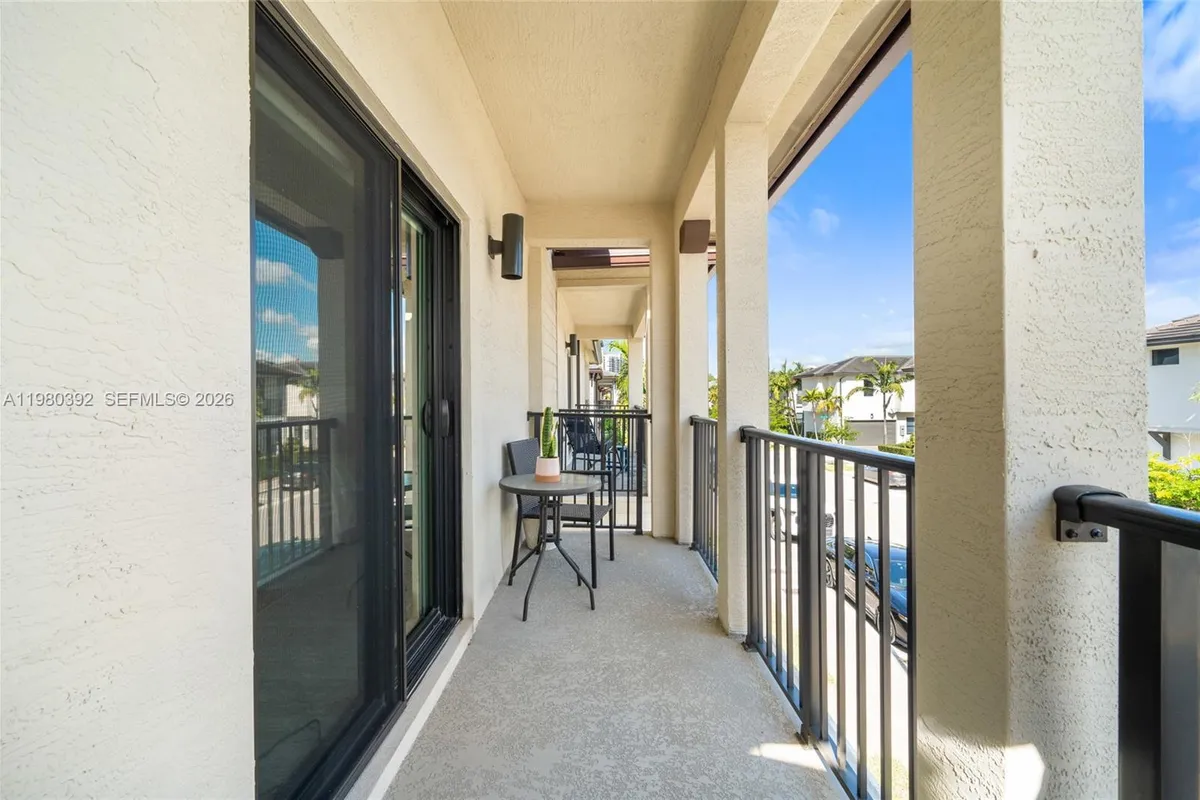 4648 NW 83rd Ave, Doral FL 33166