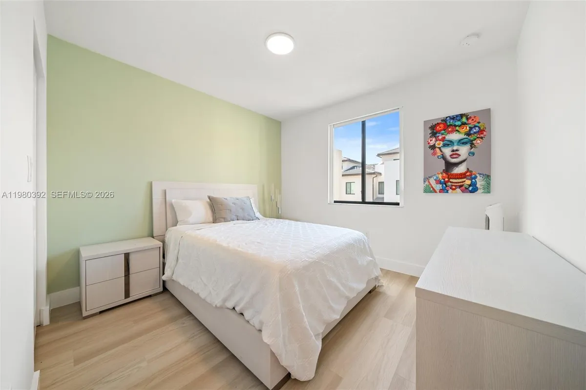 4648 NW 83rd Ave, Doral FL 33166