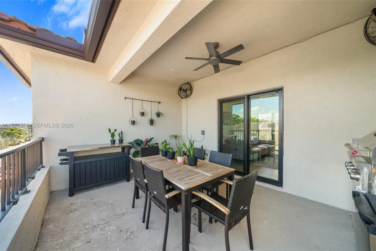 4648 NW 83rd Ave, Doral FL 33166