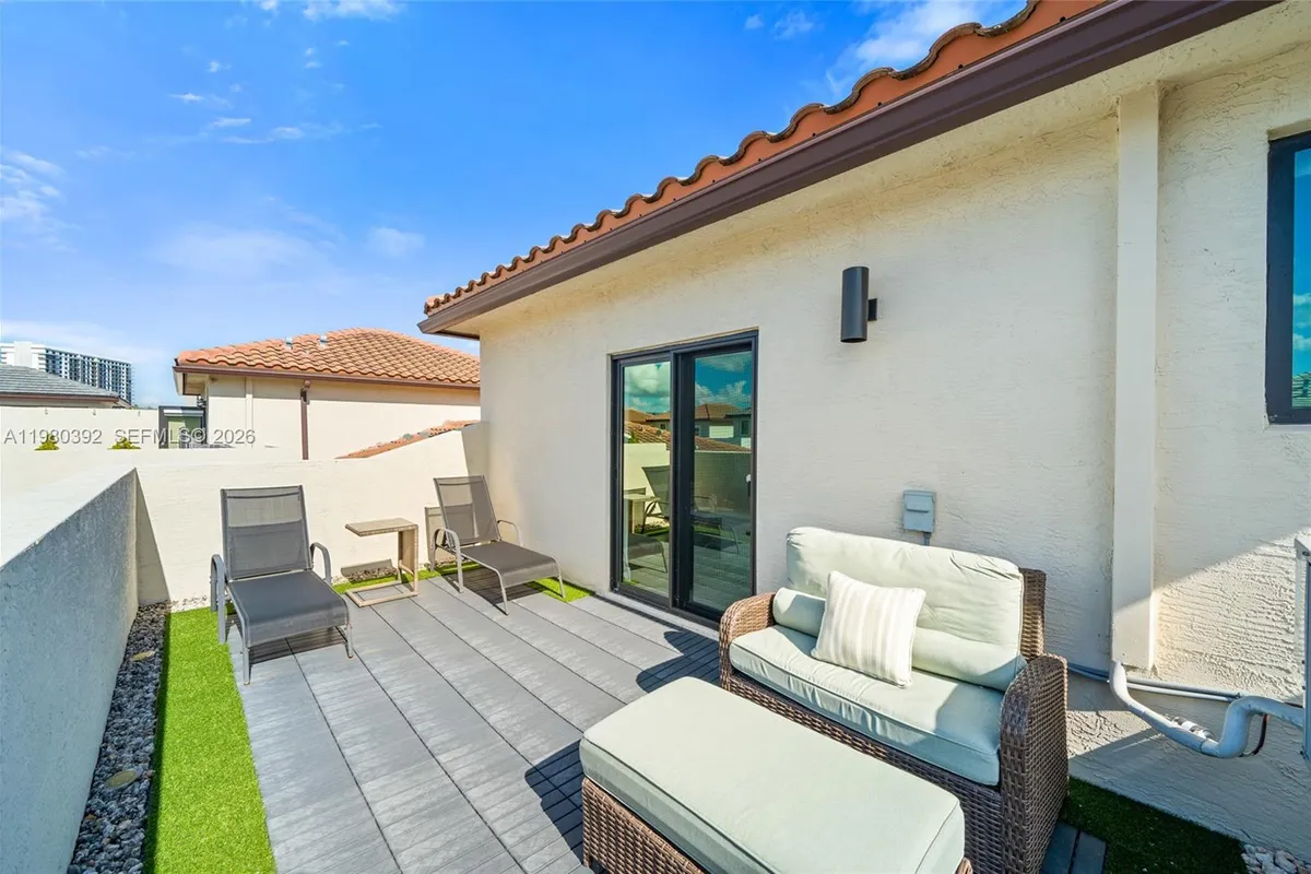 4648 NW 83rd Ave, Doral FL 33166