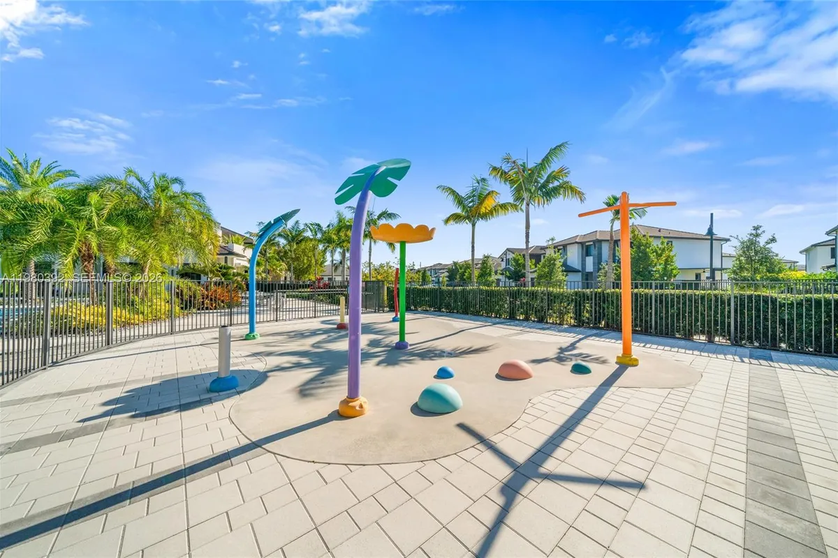 4648 NW 83rd Ave, Doral FL 33166