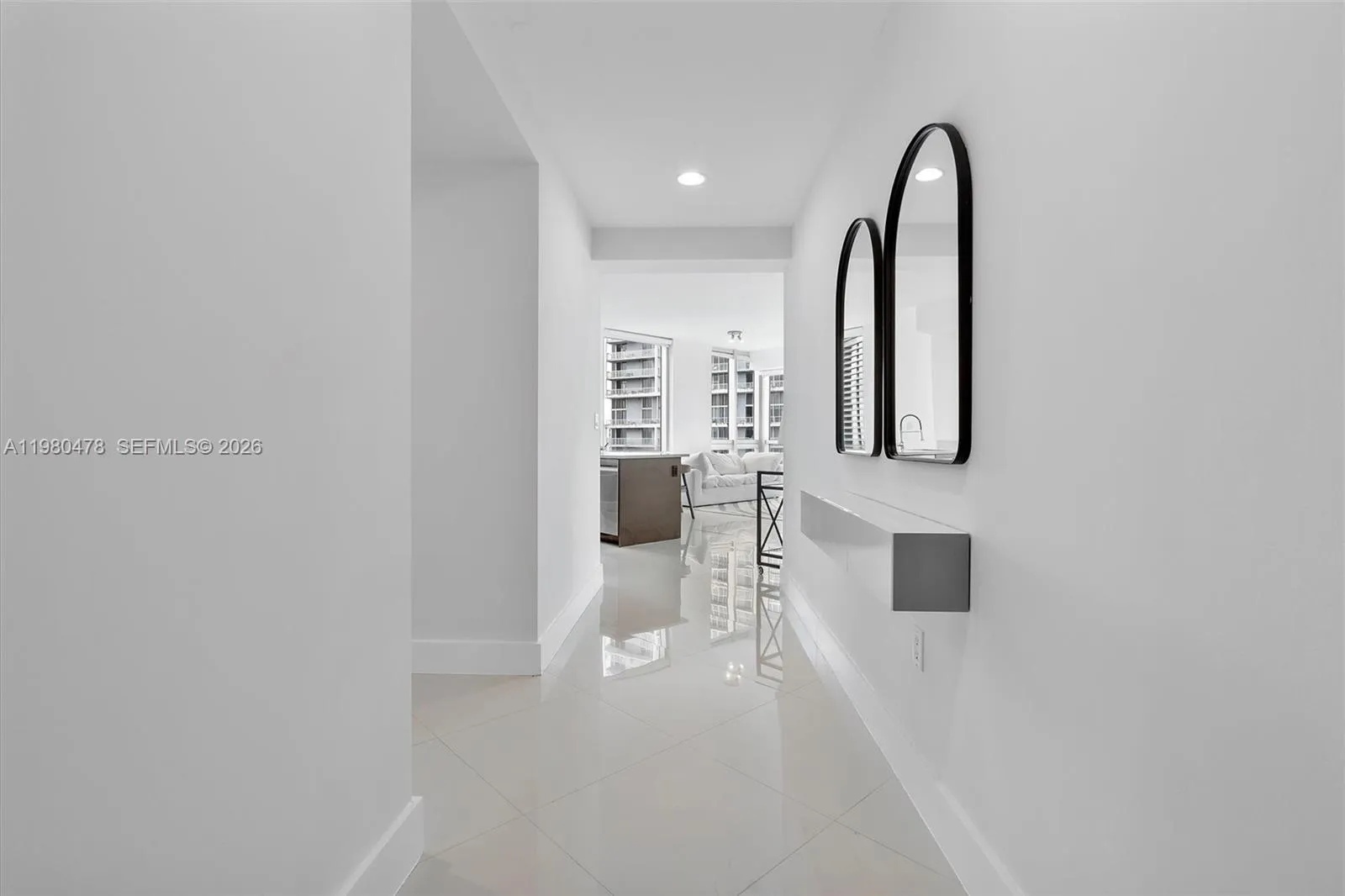 500 Brickell Ave # 4101, Miami FL 33131