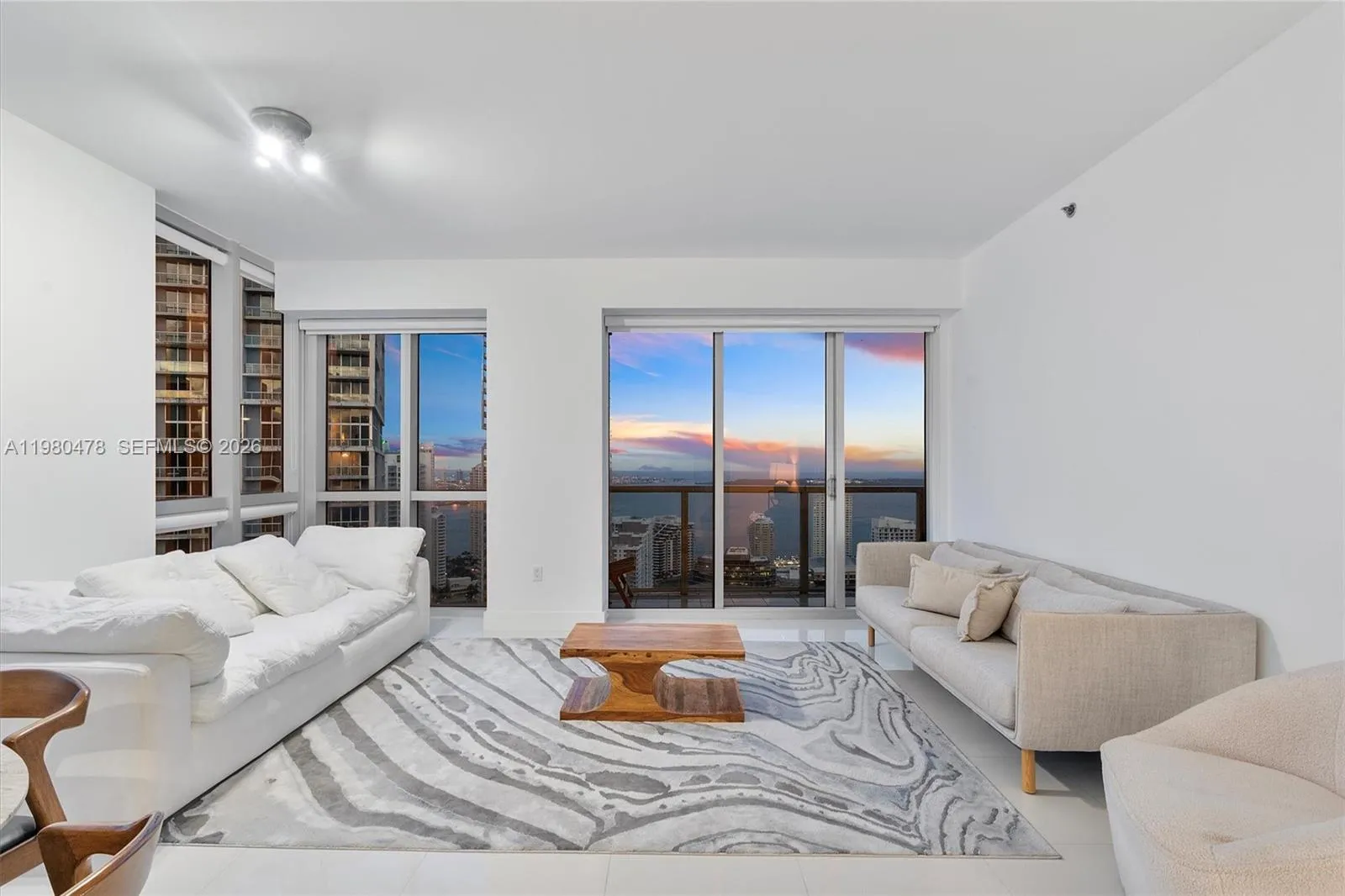 500 Brickell Ave # 4101, Miami FL 33131