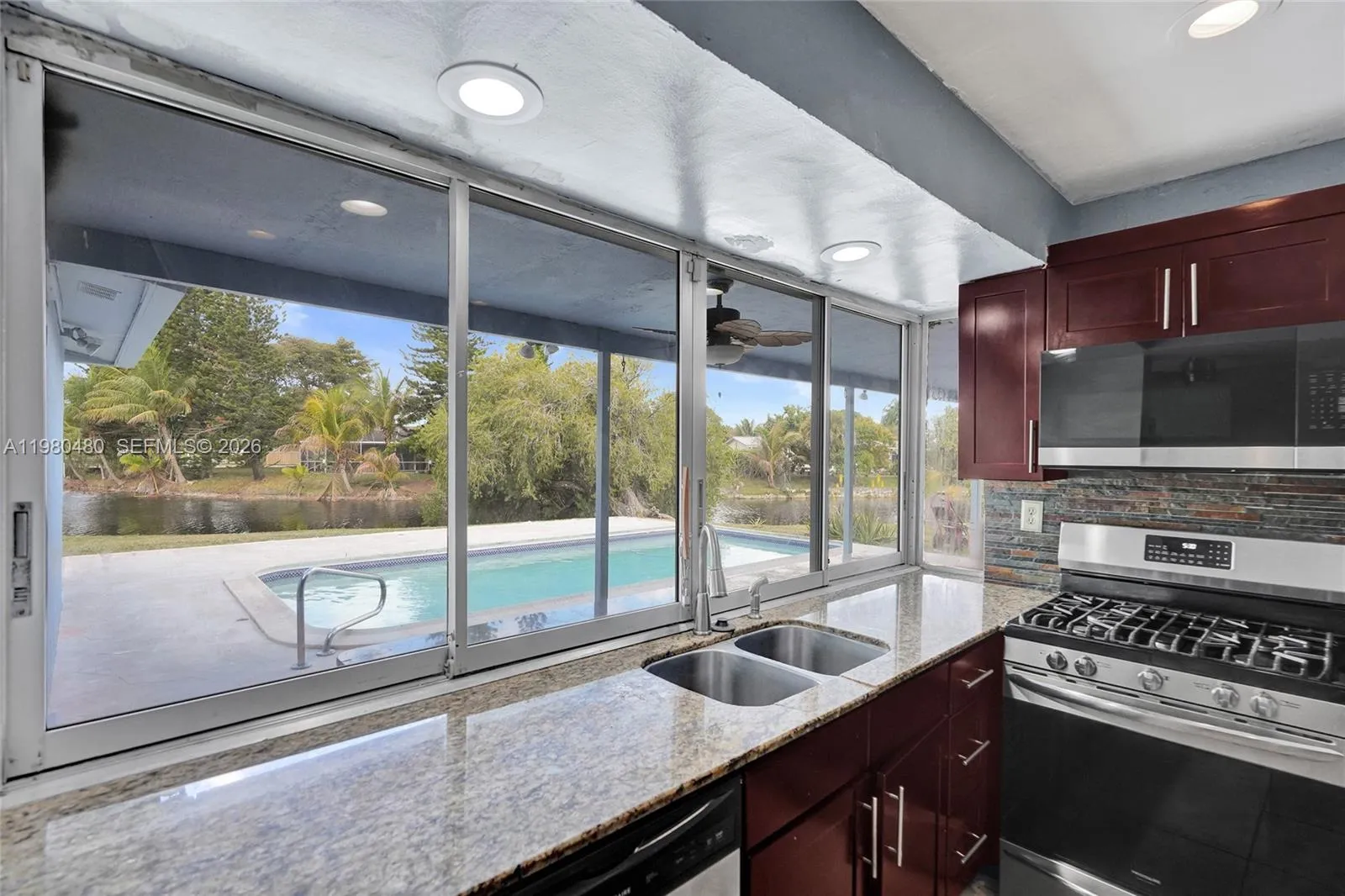 8699 NW 26th Pl, Sunrise FL 33322