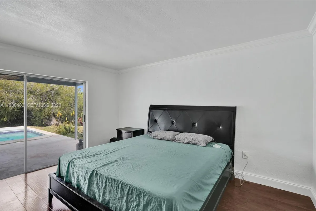 8699 NW 26th Pl, Sunrise FL 33322