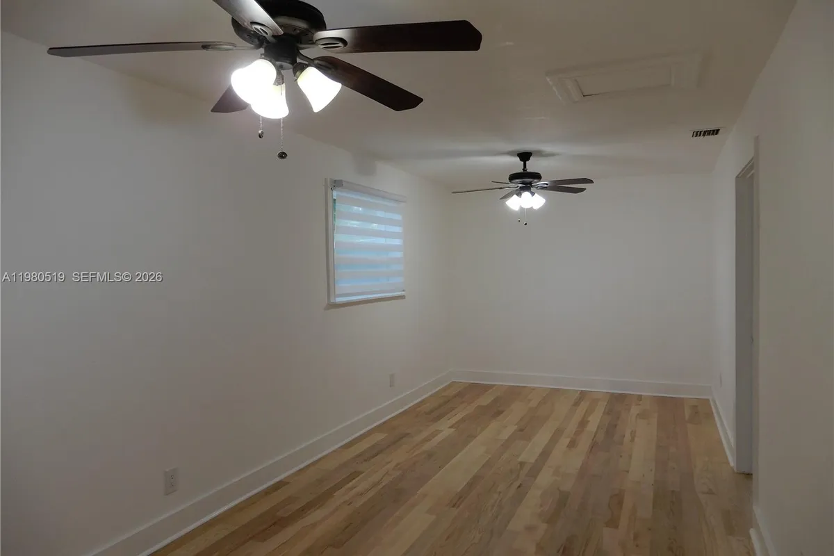 19901 SW 92nd Ave, Cutler Bay FL 33157