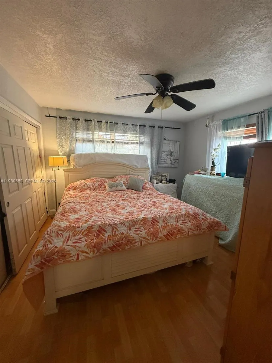 7900 SW 21st Ter, Miami FL 33155