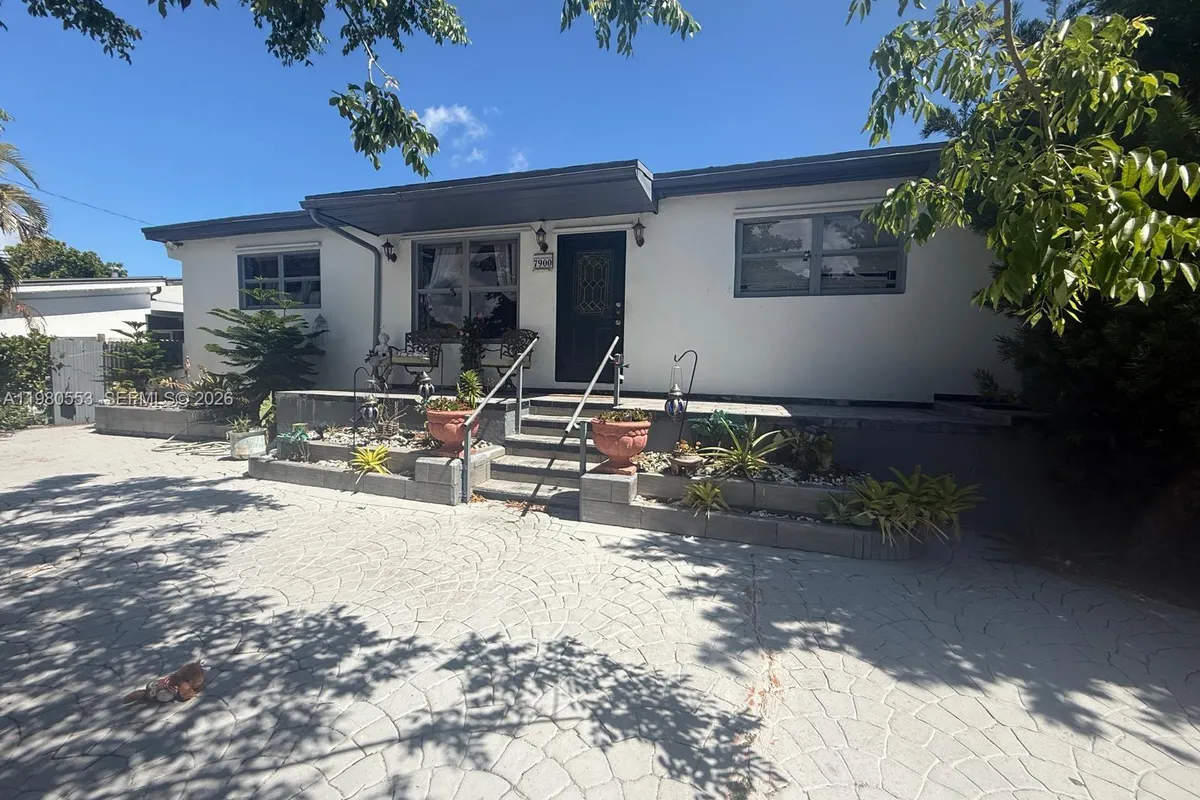 7900 SW 21st Ter, Miami FL 33155