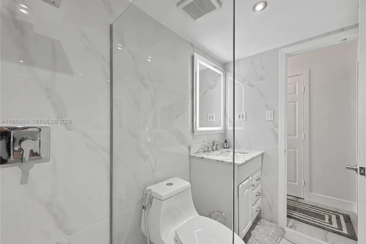 5301 Ocean Ter # 7, Marathon FL 33050