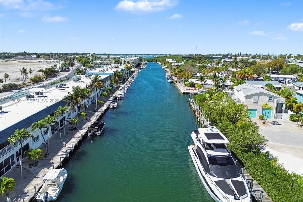 5301 Ocean Ter # 7, Marathon FL 33050