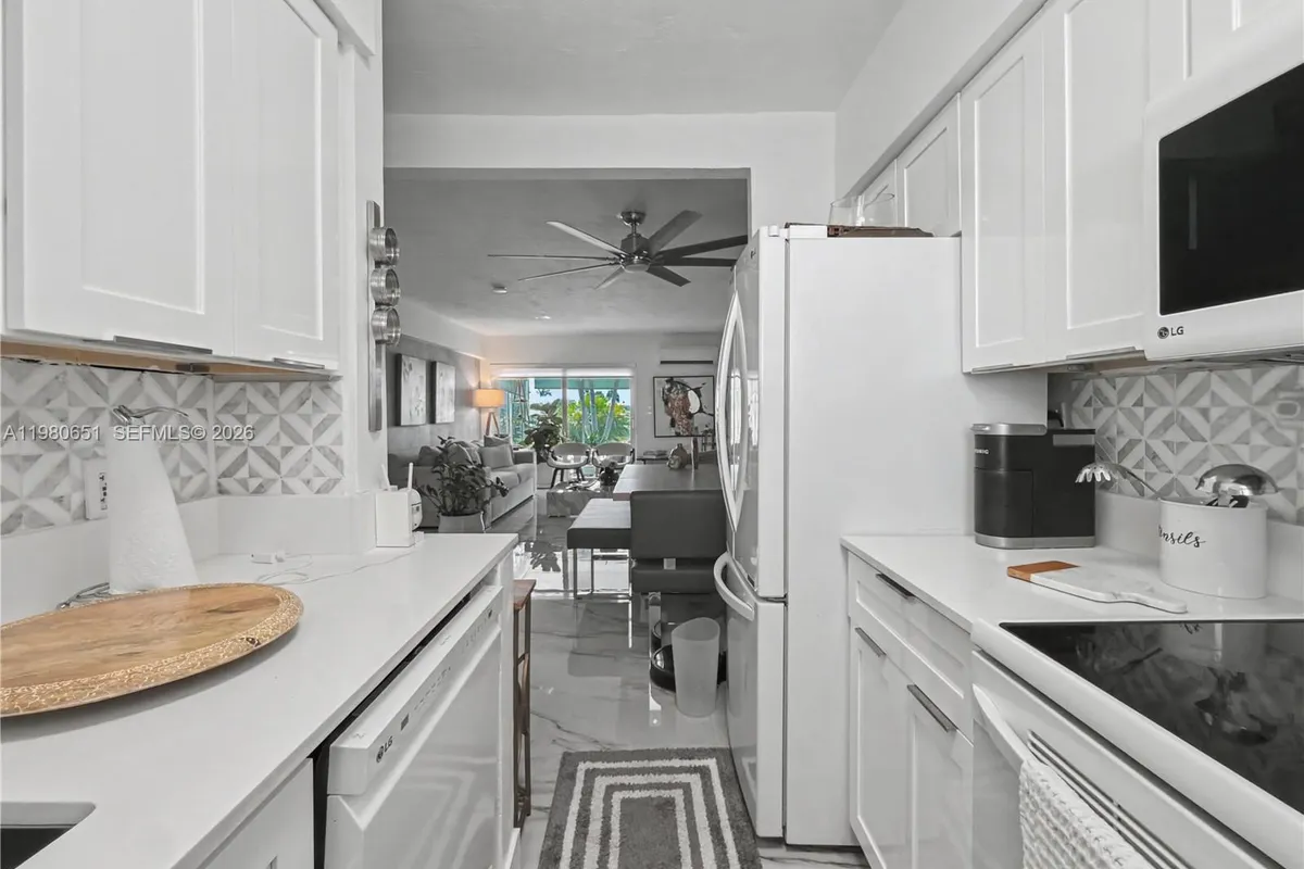 5301 Ocean Ter # 7, Marathon FL 33050