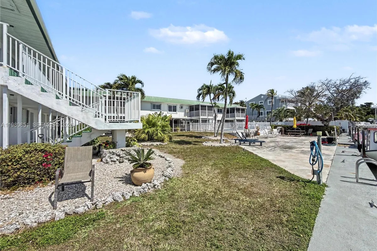 5301 Ocean Ter # 7, Marathon FL 33050