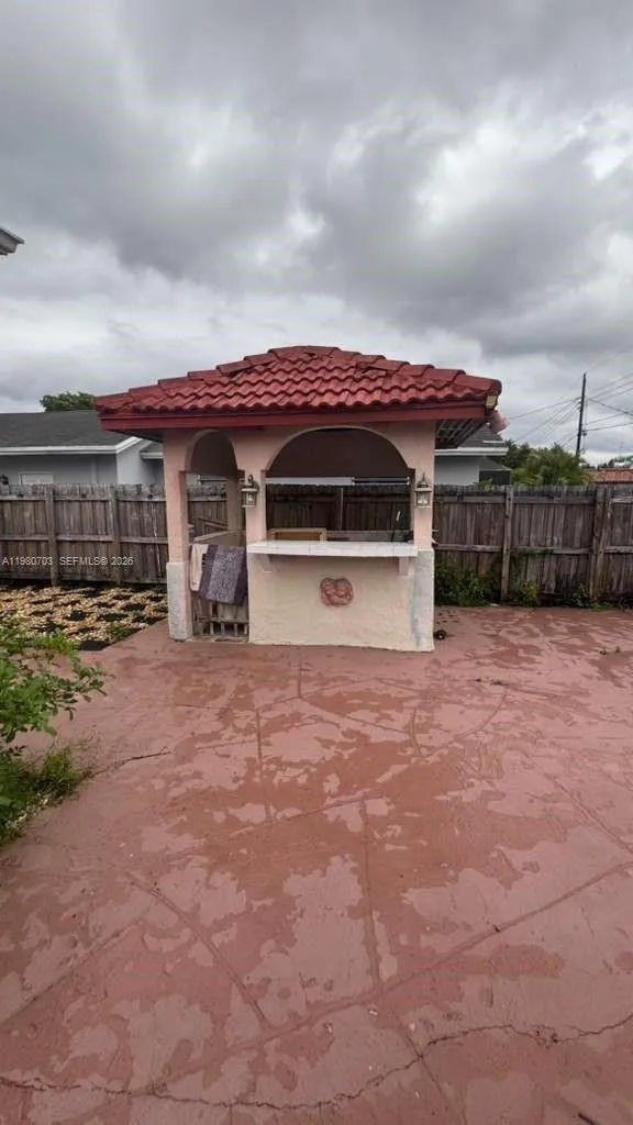 4390 NW 4th Ct, Coconut Creek FL 33066