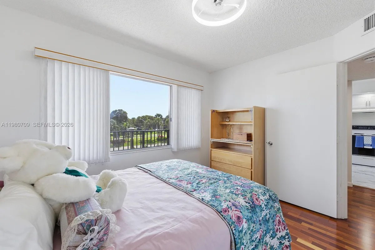 1200 SW 137th Ave # 308E, Pembroke Pines FL 33027