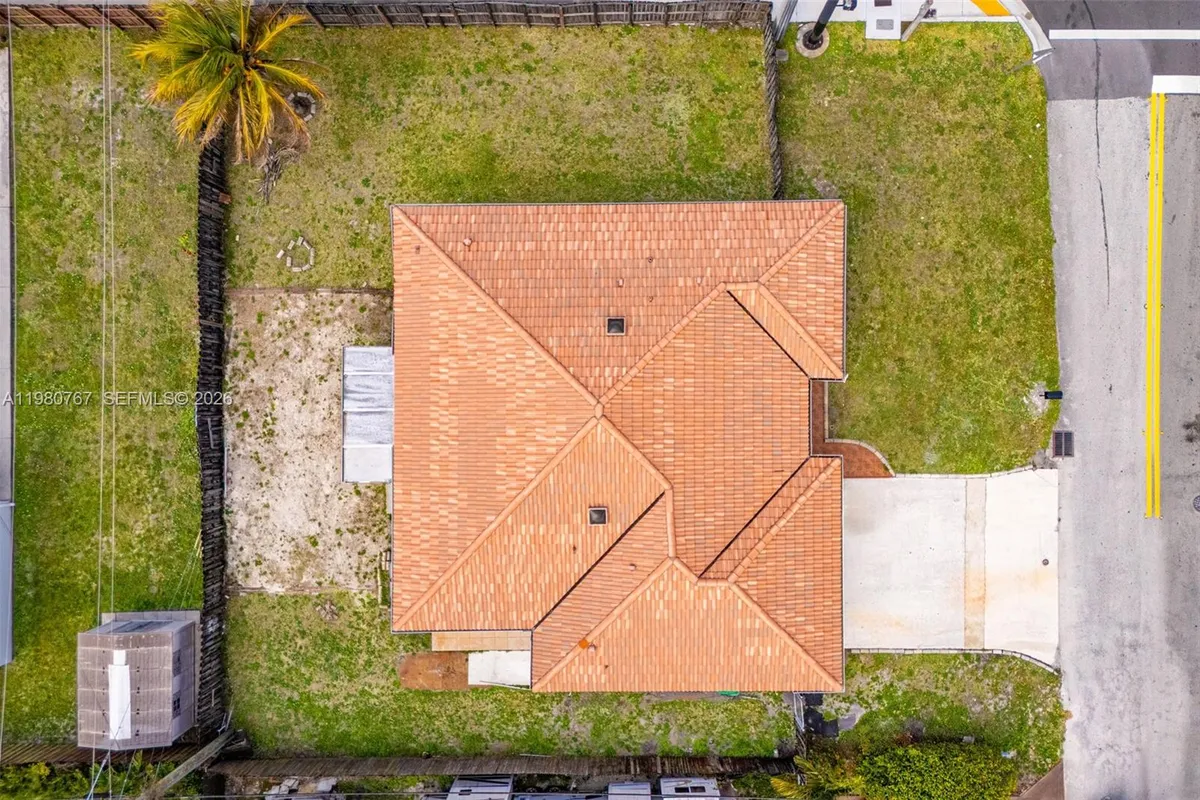 1700 SW 97th Ave, Miramar FL 33025