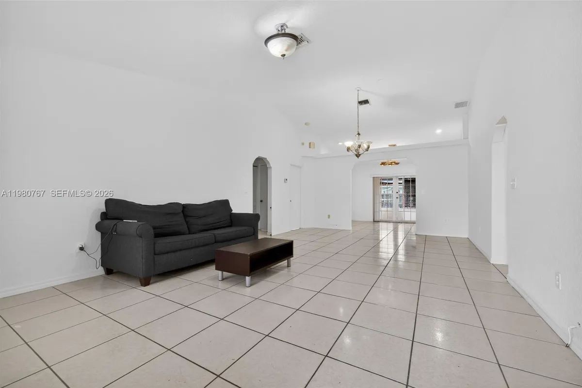 1700 SW 97th Ave, Miramar FL 33025