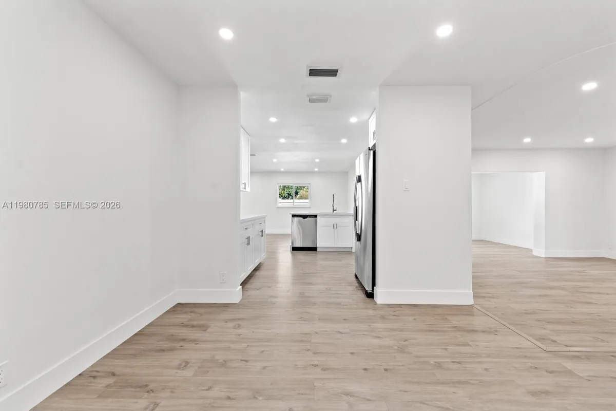 7971 NW 3rd Pl, Margate FL 33063