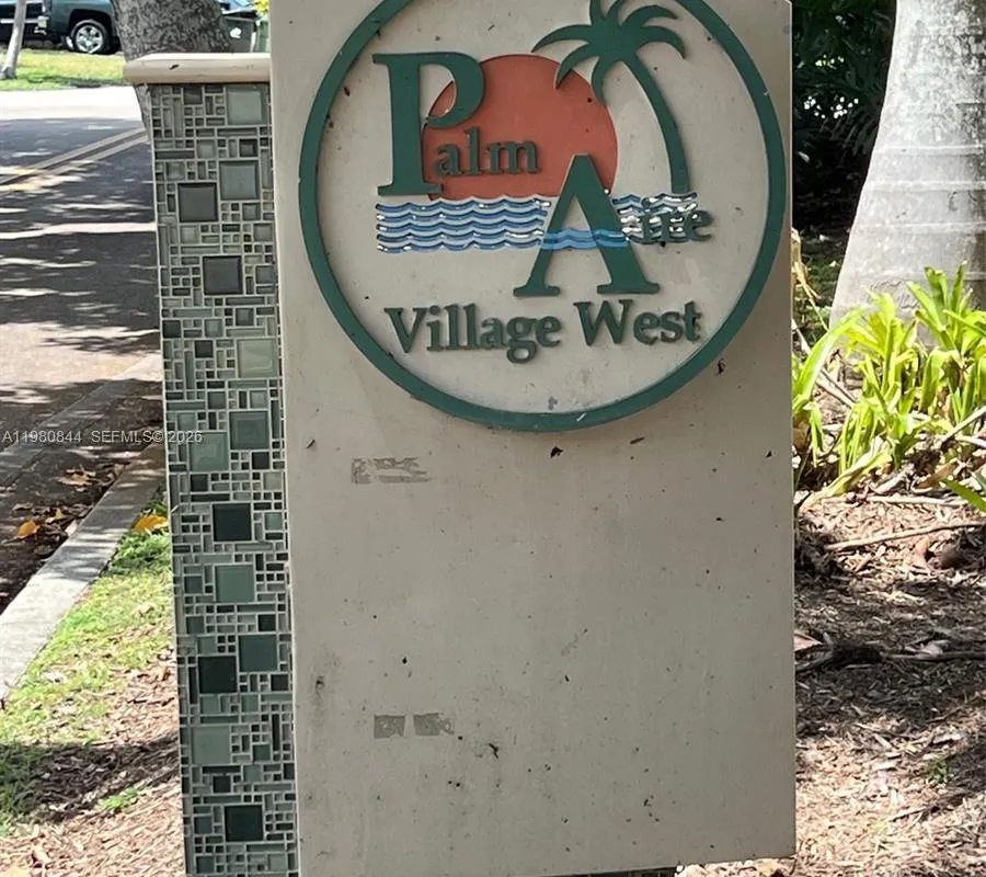 3127 NW 68th St, Fort Lauderdale FL 33309