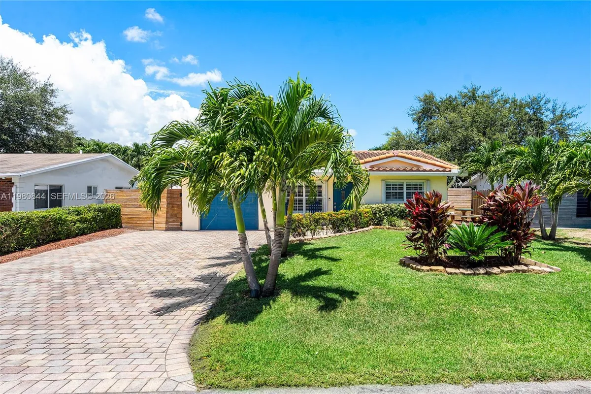 3127 NW 68th St, Fort Lauderdale FL 33309