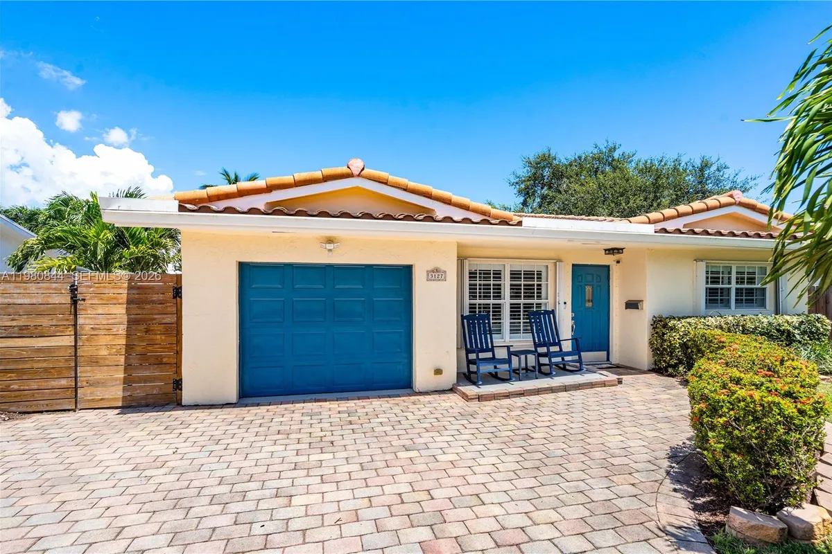 3127 NW 68th St, Fort Lauderdale FL 33309