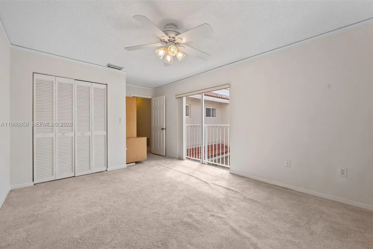 10252 NW 52nd Ter, Doral FL 33178