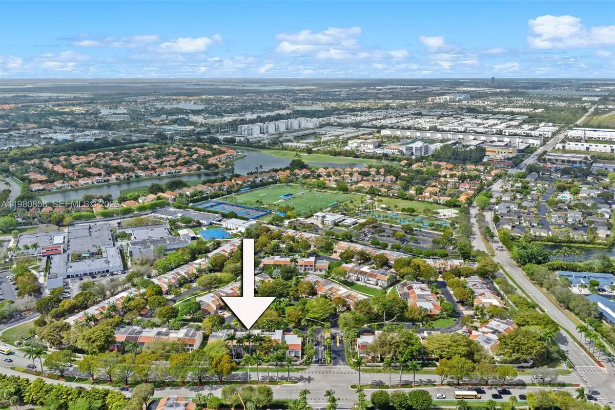 10252 NW 52nd Ter, Doral FL 33178