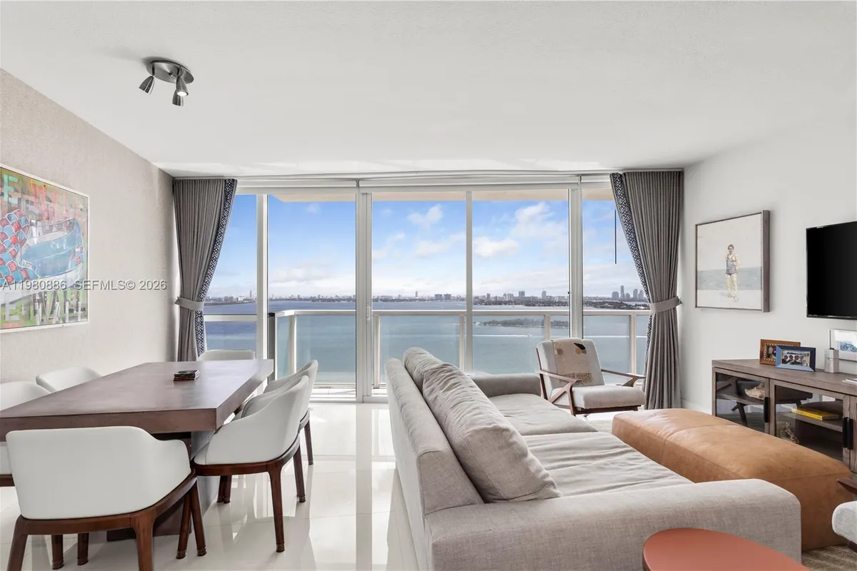 665 NE 25th St # 2102, Miami FL 33137