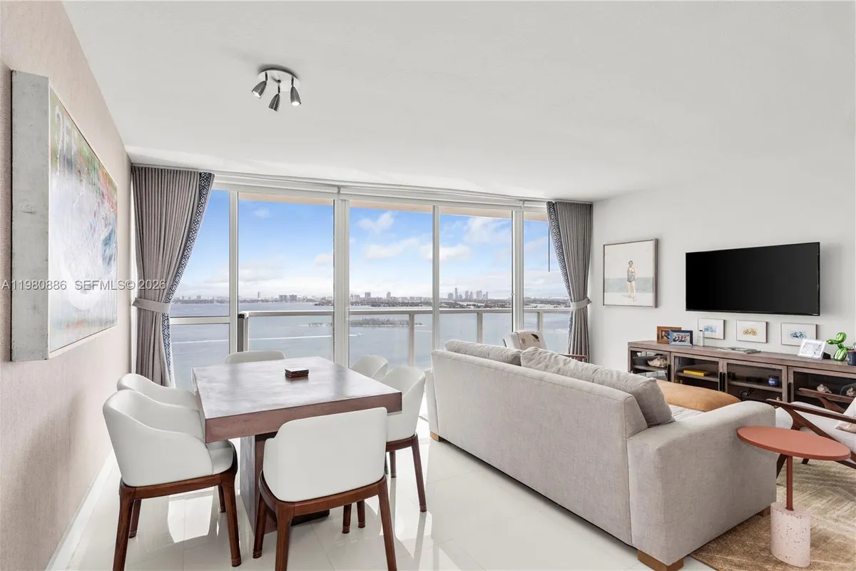 665 NE 25th St # 2102, Miami FL 33137