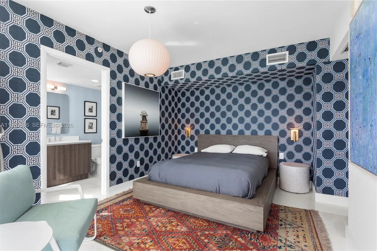 665 NE 25th St # 2102, Miami FL 33137