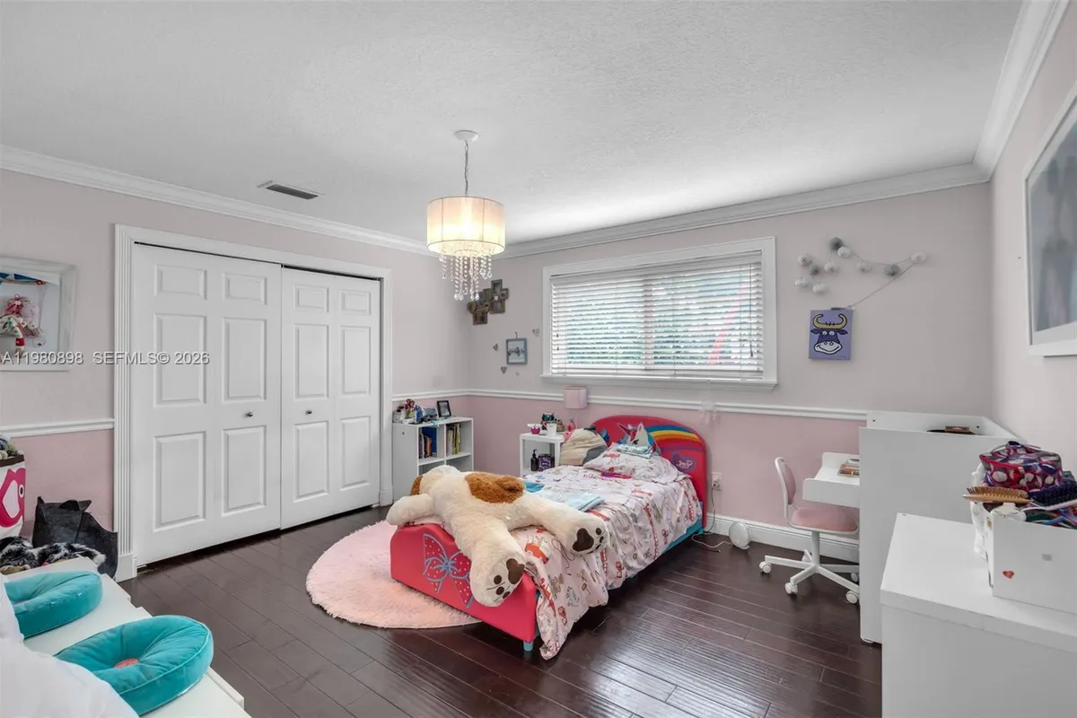 8700 SW 83rd Ct, Miami FL 33143