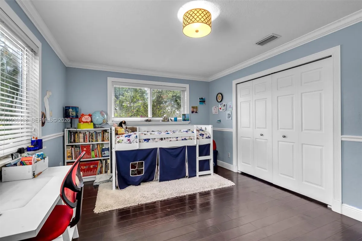 8700 SW 83rd Ct, Miami FL 33143