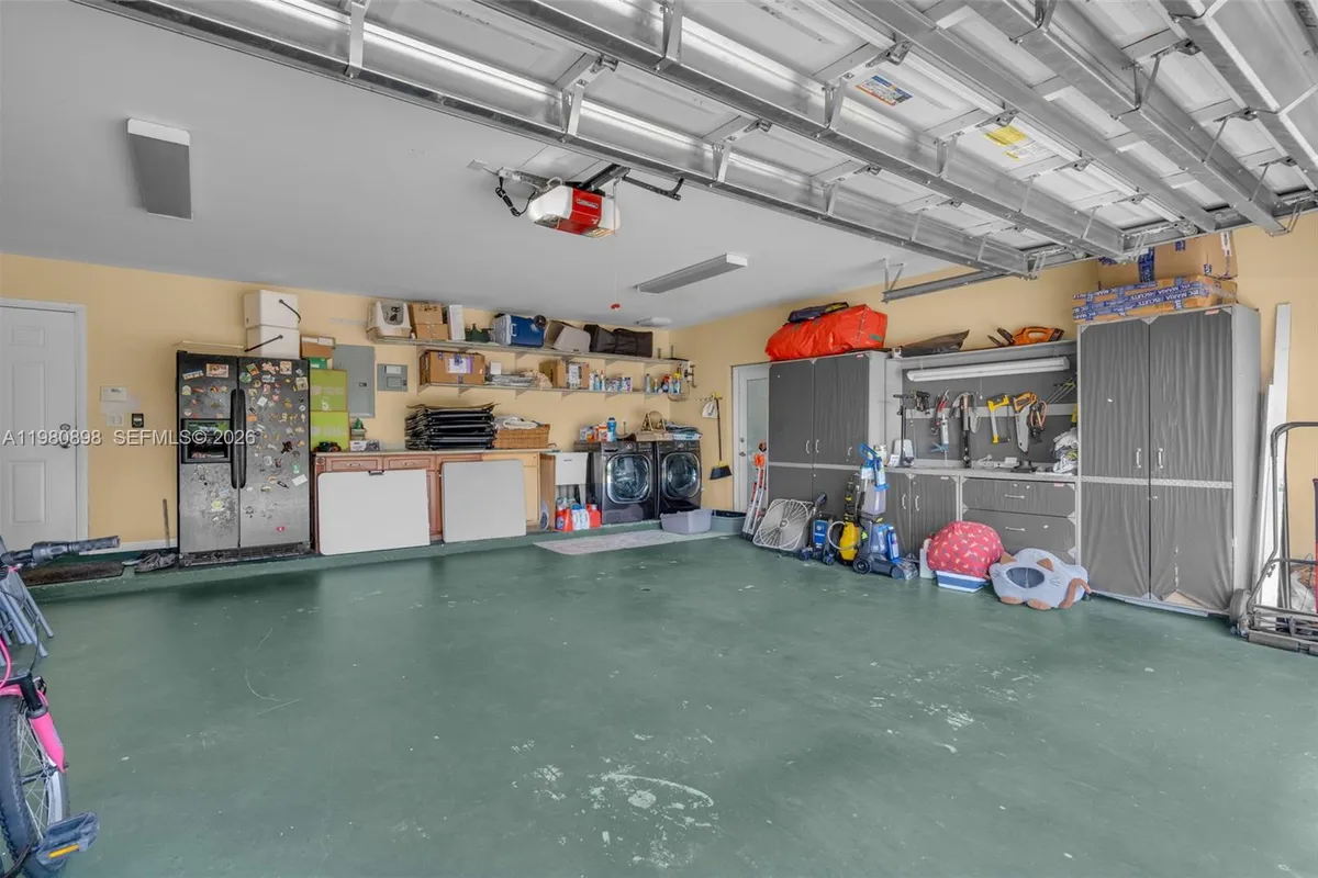 8700 SW 83rd Ct, Miami FL 33143