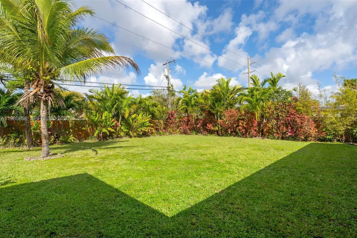 8700 SW 83rd Ct, Miami FL 33143