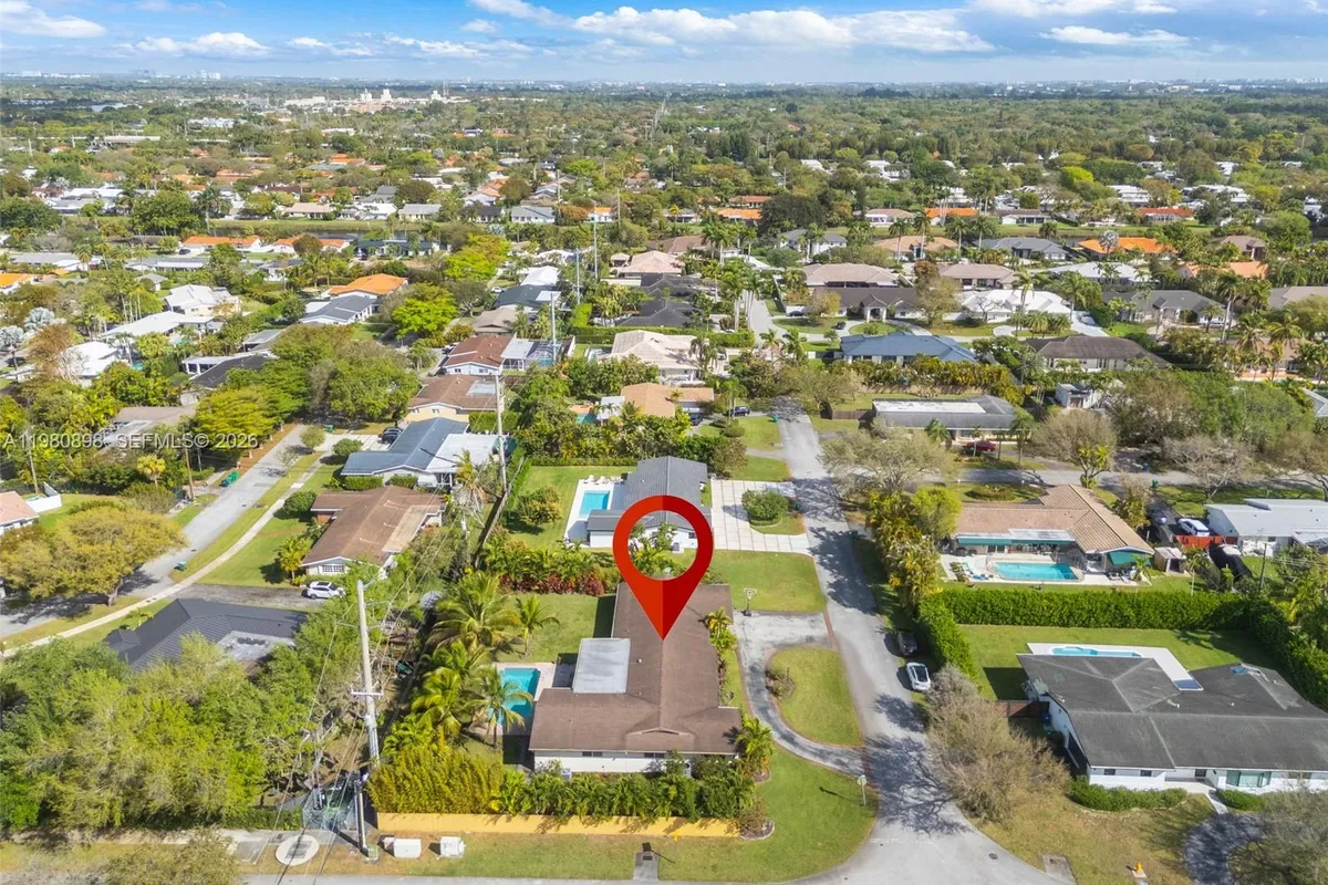 8700 SW 83rd Ct, Miami FL 33143