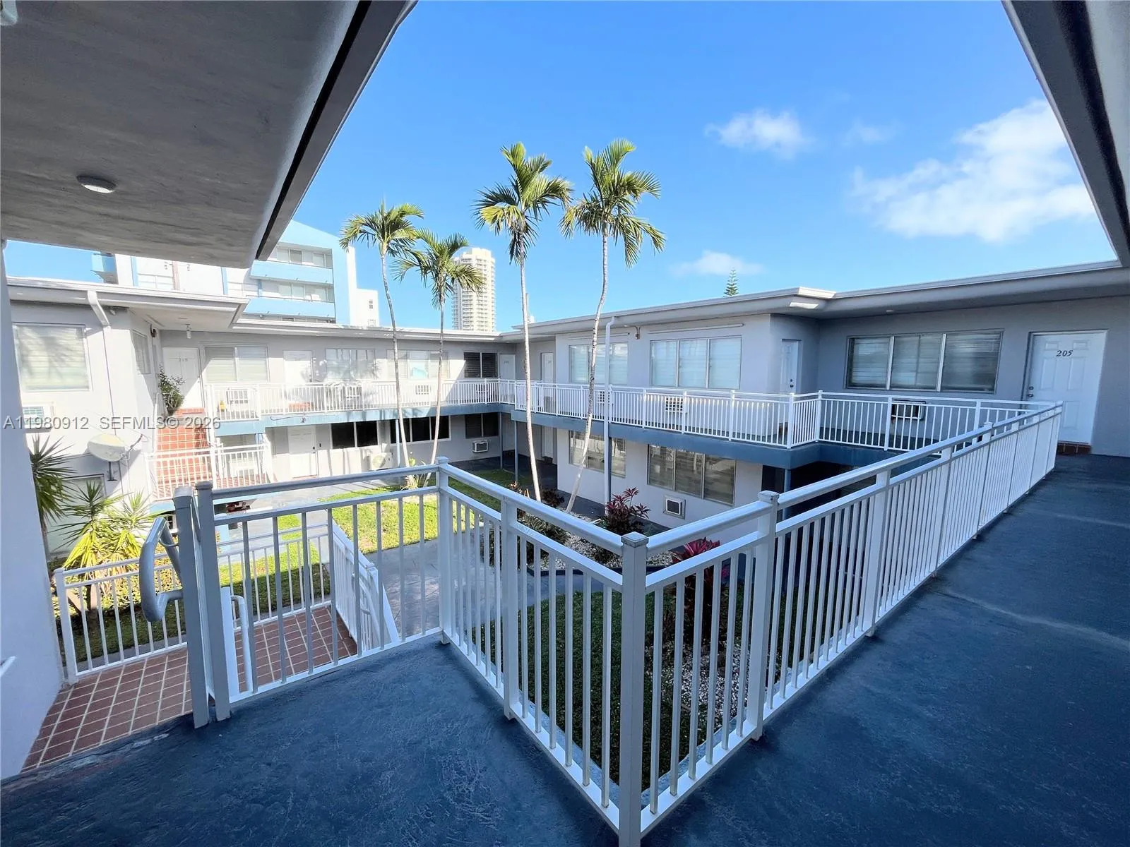 350 75th St # 202, Miami Beach FL 33141