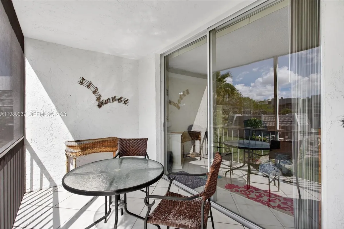 6600 Royal Palm Blvd # 207B, Margate FL 33063