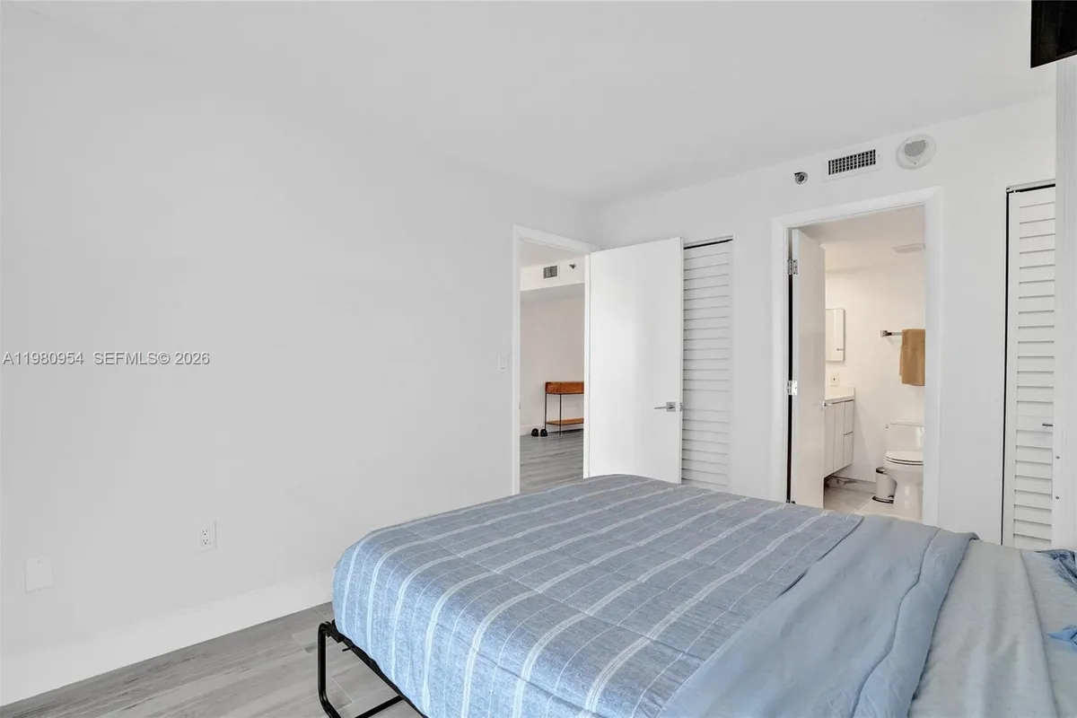 1201 S Ocean Dr # 1407S, Hollywood FL 33019