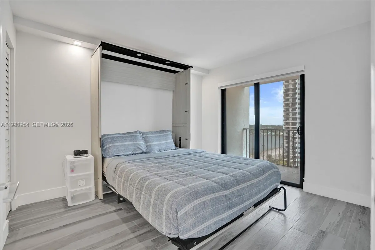 1201 S Ocean Dr # 1407S, Hollywood FL 33019