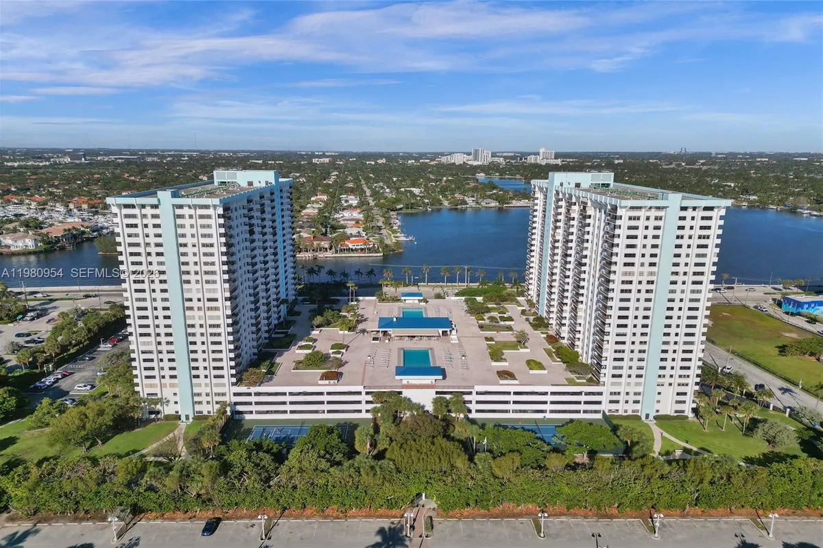 1201 S Ocean Dr # 1407S, Hollywood FL 33019