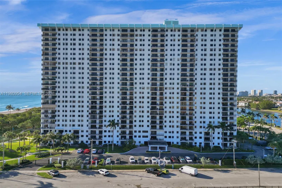 1201 S Ocean Dr # 1407S, Hollywood FL 33019