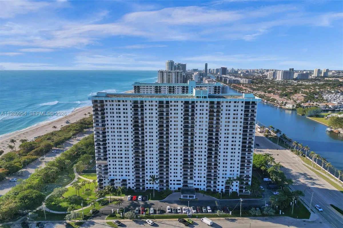 1201 S Ocean Dr # 1407S, Hollywood FL 33019