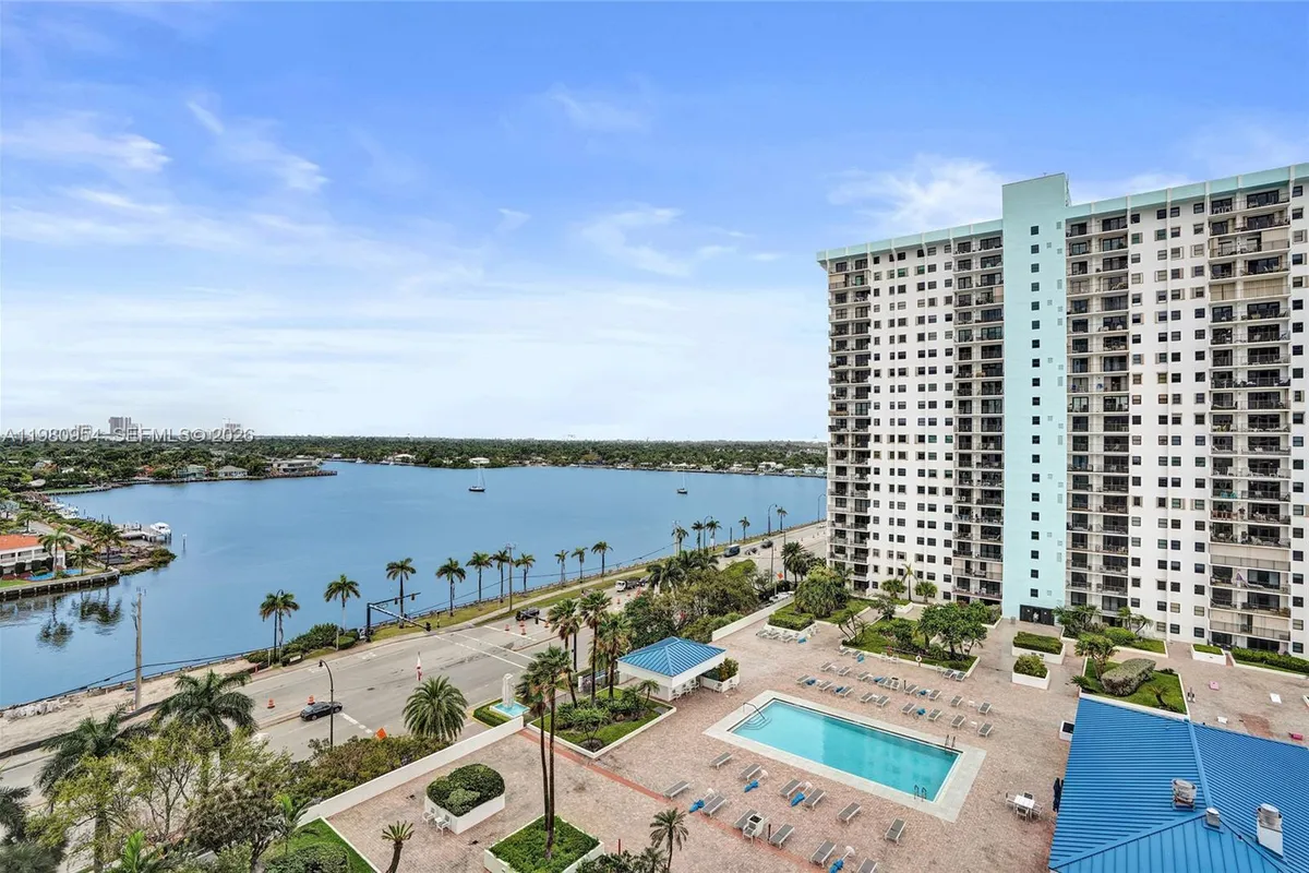 1201 S Ocean Dr # 1407S, Hollywood FL 33019