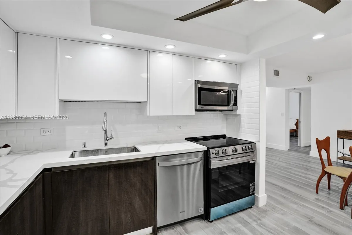 1201 S Ocean Dr # 1407S, Hollywood FL 33019